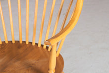Load image into Gallery viewer, Mid Century Ercol Gate Leg Dining Table and Set of Six Dining Chairs, circa 1970s