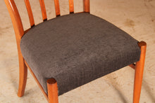 Load image into Gallery viewer, Set of 4 Mid Century teak dining chairs by Greaves&Thomas, circa 1960s
