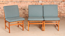 Load image into Gallery viewer, Set of 3 Danish Mid Century model 3232 oak lounge chairs by Borge Mogensen for Fredericia Stolefabrik, circa 1960s