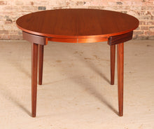 Load image into Gallery viewer, Danish Mid Century extending teak dining table and 4 chairs by Hans Olsen for Frem Röjle, circa 1960s