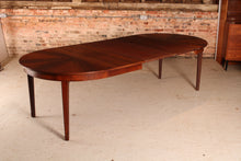 Load image into Gallery viewer, Danish Mid Century extending rosewood dining table, circa 1960s