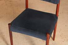 Load image into Gallery viewer, Set of 6 rosewood dining chairs with blue velvet upholstery by Robert Heritage, circa 1960s