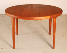 Load image into Gallery viewer, Danish Midcentury Extending Teak Dining Table by VV Mobler c.1960s