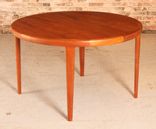 Load image into Gallery viewer, Danish Midcentury Extending Teak Dining Table by VV Mobler c.1960s