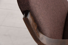 Load image into Gallery viewer, Early 1930s Alvar Aalto Cantilever Chair 401
