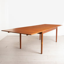 Load image into Gallery viewer, Large Midcentury Extending Teak Dining Table by Dalescraft c.1965