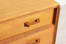 Load image into Gallery viewer, Midcentury Brandon Chest of Four Drawers in Oak by G-Plan c.1955
