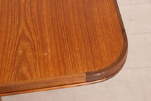 Load image into Gallery viewer, Midcentury Extending Teak Dining Table by Robert Heritage for Archie Shine