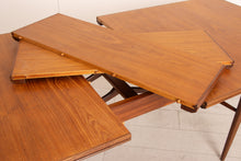 Load image into Gallery viewer, Midcentury Extending Teak Dining Table by Robert Heritage for Archie Shine