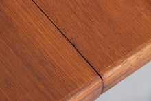 Load image into Gallery viewer, Midcentury Extending Teak Oval Dining Table by Nathan c.1960
