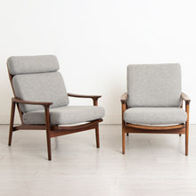 Load image into Gallery viewer, Midcentury Guy Rogers 'New Yorker' Lounge Suite, with 3 Seater Sofa Two Armchairs c.1960