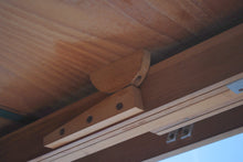 Load image into Gallery viewer, Danish Mid Century extending teak dining table by Fritz Hansen, circa 1960s