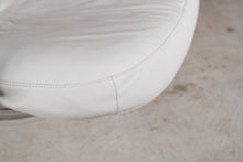 Load image into Gallery viewer, Eero Aarnio Bubble Chair