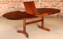 Load image into Gallery viewer, Mid Century G-plan Fresco extending teak and afromosia dining table, circa 1970s
