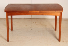 Load image into Gallery viewer, Mid Century extending teak dining table by Beithcraft, Scotland, circa 1960s
