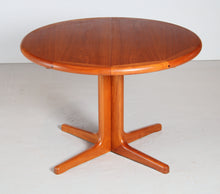 Load image into Gallery viewer, Danish Mid Century extending teak dining table, circa 1970s
