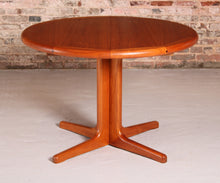 Load image into Gallery viewer, Danish Mid Century extending teak dining table, circa 1970s
