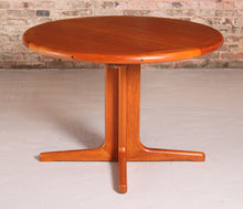 Load image into Gallery viewer, Danish Mid Century extending teak dining table, circa 1970s
