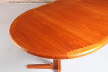 Load image into Gallery viewer, Danish Mid Century extending teak dining table, circa 1970s
