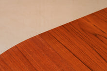 Load image into Gallery viewer, Mid Century round extending teak dining table by McIntosh, circa 1960s
