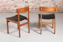 Load image into Gallery viewer, Mid Century Extending Rosewood Dining table and 4 Chairs. c1960s
