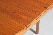 Load image into Gallery viewer, Midcentury Round Extending Dining Table in Teak c.1970s
