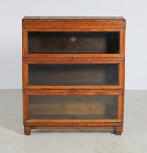 Load image into Gallery viewer, Vintage Sectional Bookcase by Globe Wernicke c.1930s
