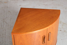 Load image into Gallery viewer, Mid Century G-plan Fresco corner cabinet, circa 1970s
