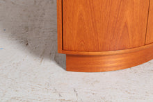Load image into Gallery viewer, Mid Century G-plan Fresco corner cabinet, circa 1970s
