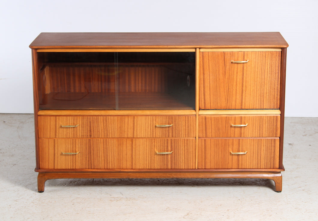 Mid Century Tola Dideboard / Drinks Cabinet by Harris Lebus, c. 1960s.