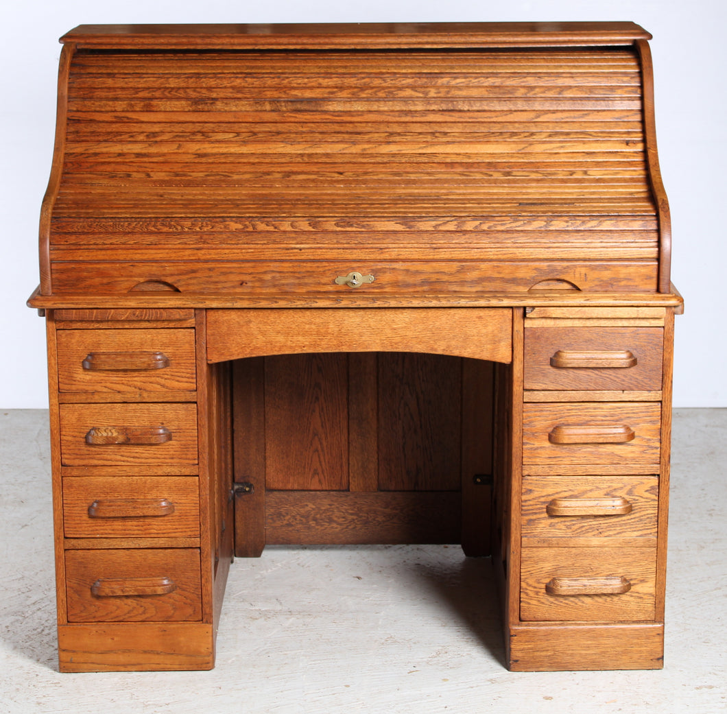 English solid oak rolltop desk, circa 1910s