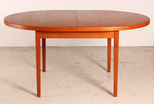 Load image into Gallery viewer, Danish Mid Century extending teak dining table by Bernhard Pedersen &amp; Son, circa 1960s
