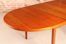 Load image into Gallery viewer, Danish Mid Century extending teak dining table by Bernhard Pedersen &amp; Son, circa 1960s
