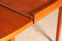 Load image into Gallery viewer, Danish Mid Century extending teak dining table by Bernhard Pedersen &amp; Son, circa 1960s
