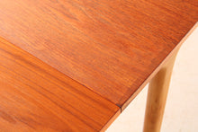 Load image into Gallery viewer, Mid Century extending teak dining table by McIntosh, circa 1960s
