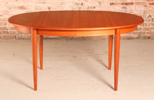 Load image into Gallery viewer, Danish Mid Century extending teak dining table by Gudme Mobelfabrik, circa 1960s
