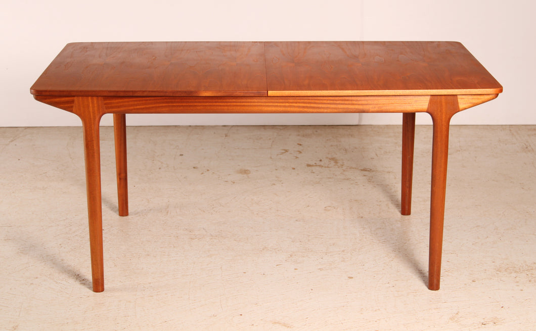 Mid Century extending teak dining table by McIntosh, circa 1960s