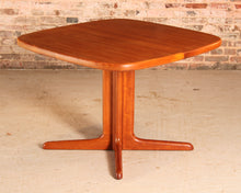Load image into Gallery viewer, Danish Mid Century extending teak dining table by Skovby, circa 1970s
