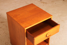 Load image into Gallery viewer, A pair of teak bedside tables by Stag, circa 1970s
