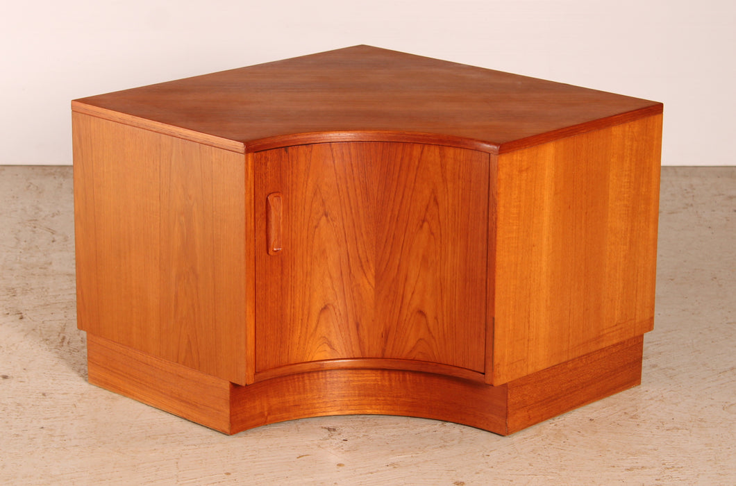 Mid Century G-plan Fresco teak corner cabinet, circa 1970s