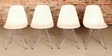 Load image into Gallery viewer, Set of 4 Vitra Eames DSR Eiffel Chairs
