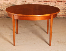 Load image into Gallery viewer, Mid Century round extending teak dining table by Jentique, circa 1960s
