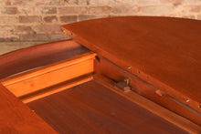 Load image into Gallery viewer, Mid Century round extending teak dining table by Jentique, circa 1960s
