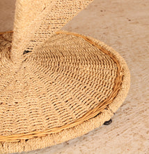 Load image into Gallery viewer, Italian mid century banana leaf rope 'S' chair by Marzio Cecchi, circa 1970s
