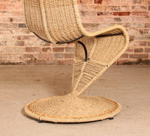 Load image into Gallery viewer, Italian mid century banana leaf rope 'S' chair by Marzio Cecchi, circa 1970s
