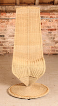 Load image into Gallery viewer, Italian mid century banana leaf rope 'S' chair by Marzio Cecchi, circa 1970s

