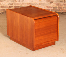 Load image into Gallery viewer, Danish Mid Century coffee/side table by Borhnolm Mobelfabrik, circa 1970s
