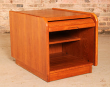 Load image into Gallery viewer, Danish Mid Century coffee/side table by Borhnolm Mobelfabrik, circa 1970s
