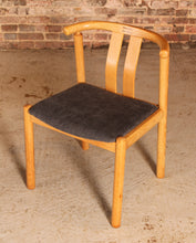 Load image into Gallery viewer, Set Of 4 Danish Mid Century oak dining chairs by Hans J. Frydendal For Boltinge, circa 1970s
