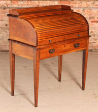 Load image into Gallery viewer, Vintage oak rolltop desk / bureau, early 20th Century
